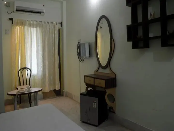 Прасергандж: Hotel Amarabati