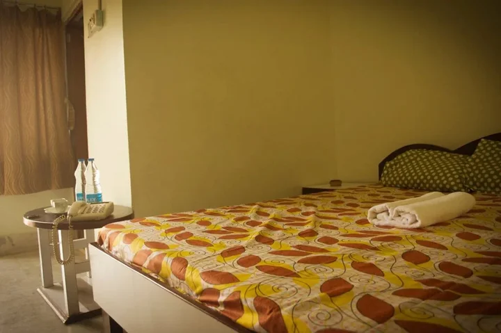 Прасергандж: Hotel Amarabati