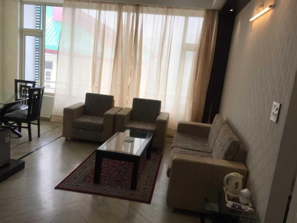 Надди: Hotel Kamal Residency