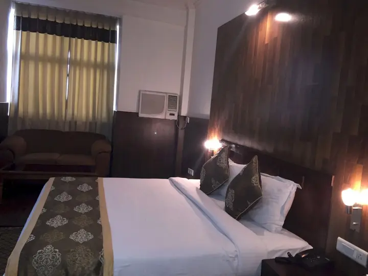 Газиабад: Hotel Krishna Sagar