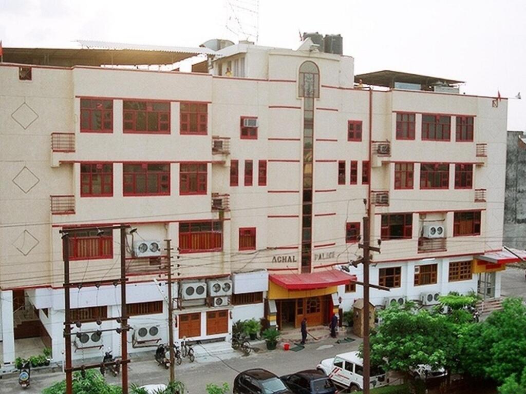 Газиабад: Hotel Krishna Sagar