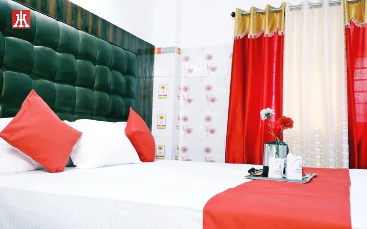 Силигури: Hotel Holydon