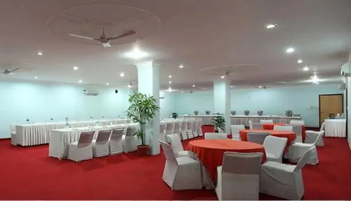 Нью-Дели: Hotel The Grand Shoba