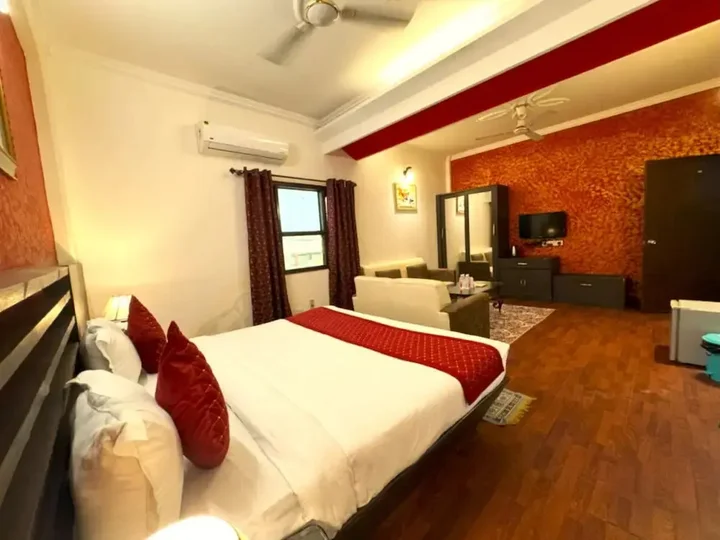 Нью-Дели: Hotel The Grand Shoba