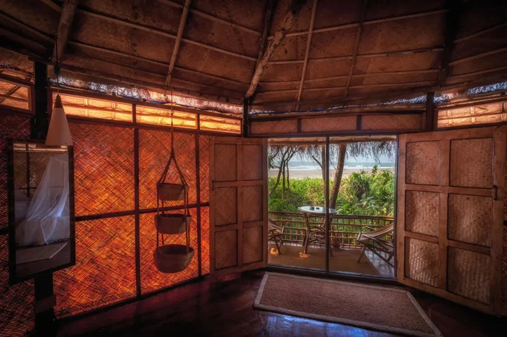 Ашвем: Anahata Retreat Beach front resort