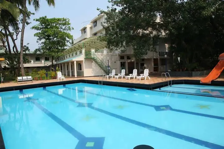 Киим: Hotel Ravi Kiran