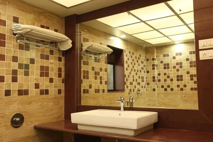 Киим: Hotel Ravi Kiran