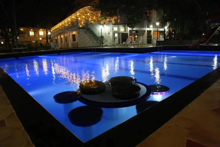 Киим: Hotel Ravi Kiran