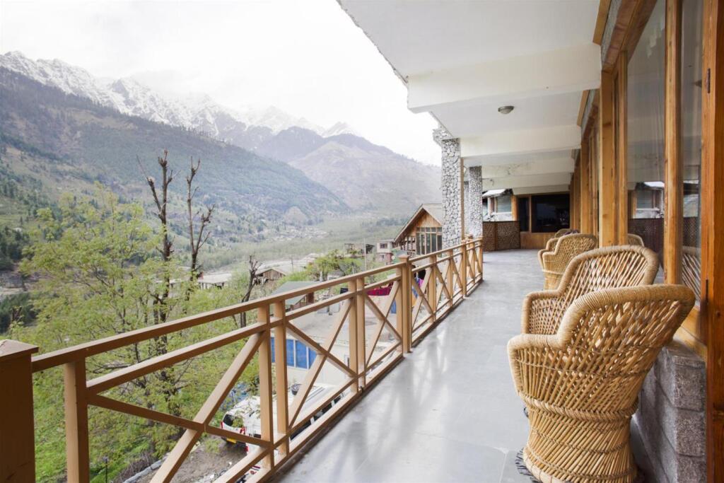 Манали: Hotel Valley of Gods