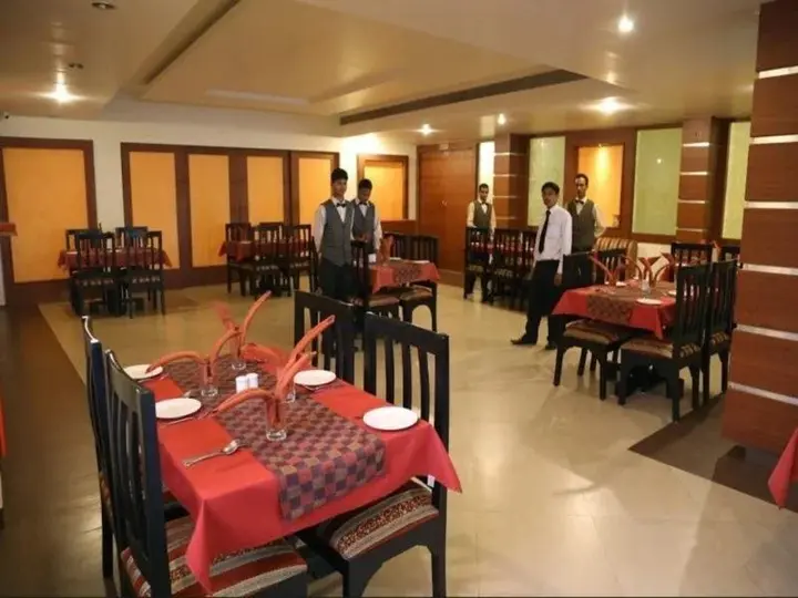Bilaspur: Hotel The Emerald
