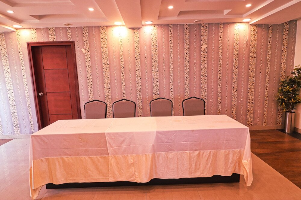 Джайпур: ClarksInn Jaipur