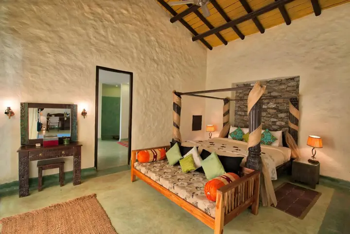 Крепость Ramnagar: Paatlidun Safari Lodge