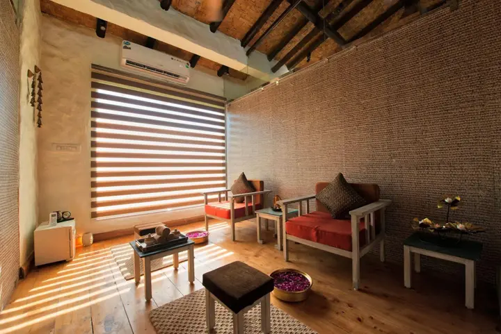 Крепость Ramnagar: Paatlidun Safari Lodge