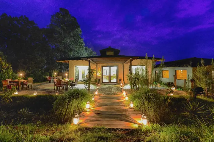 Крепость Ramnagar: Paatlidun Safari Lodge