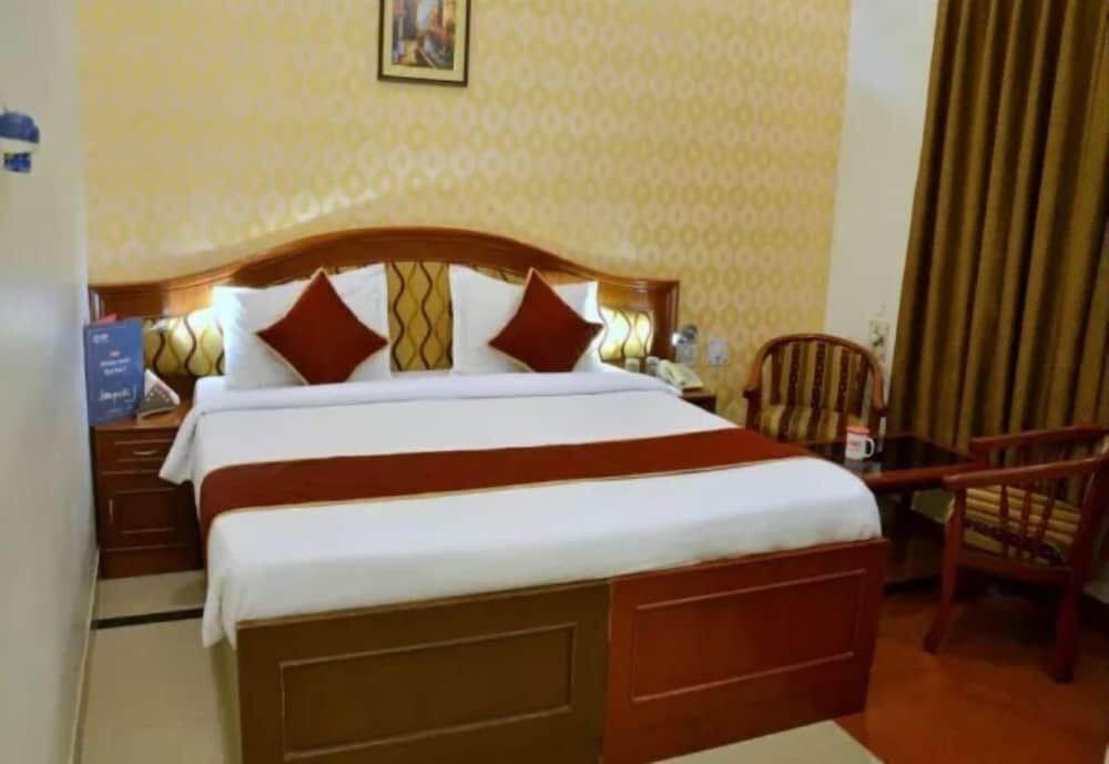 Лакхнау: Hotel Sunrise Inn