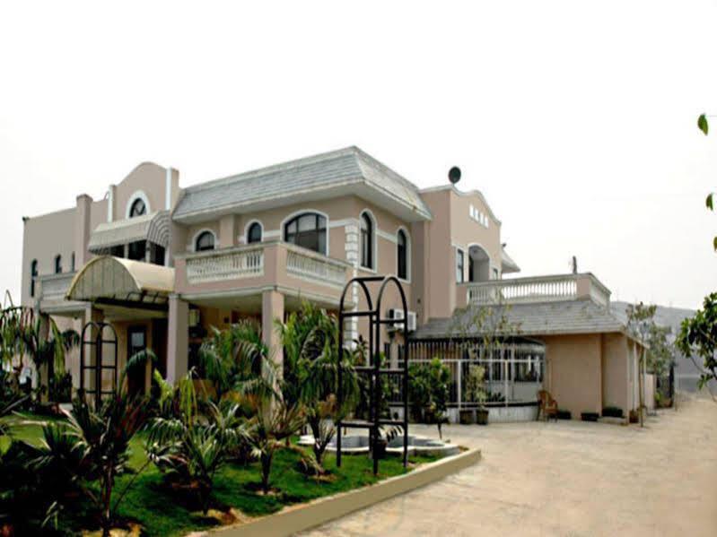 The Green Villa - Airport Hotel & Spa Resort — фото 5