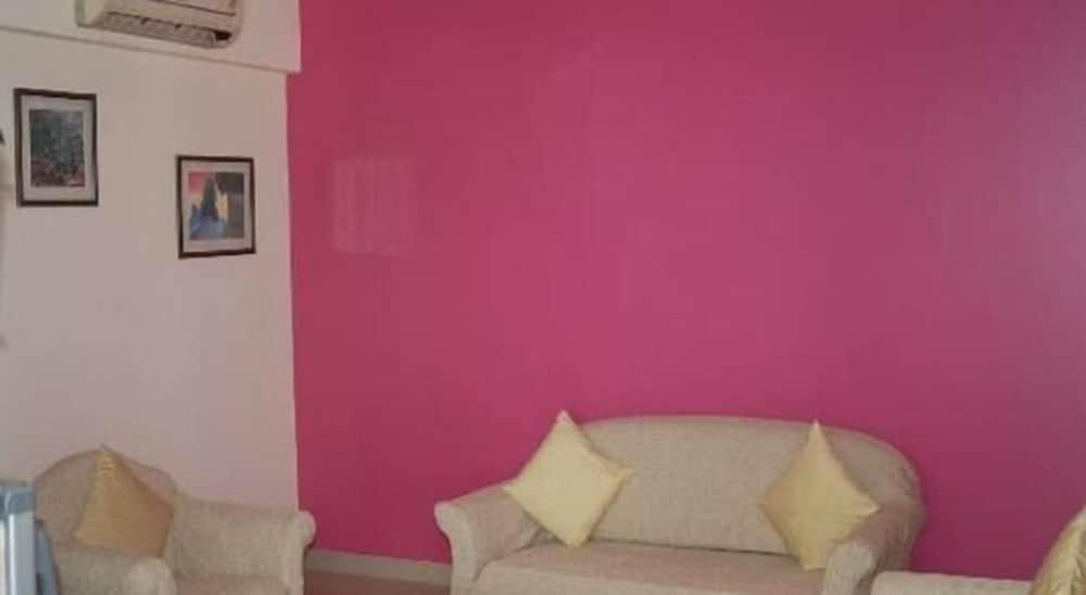 Вагатор: Tisha Apartment Hotel