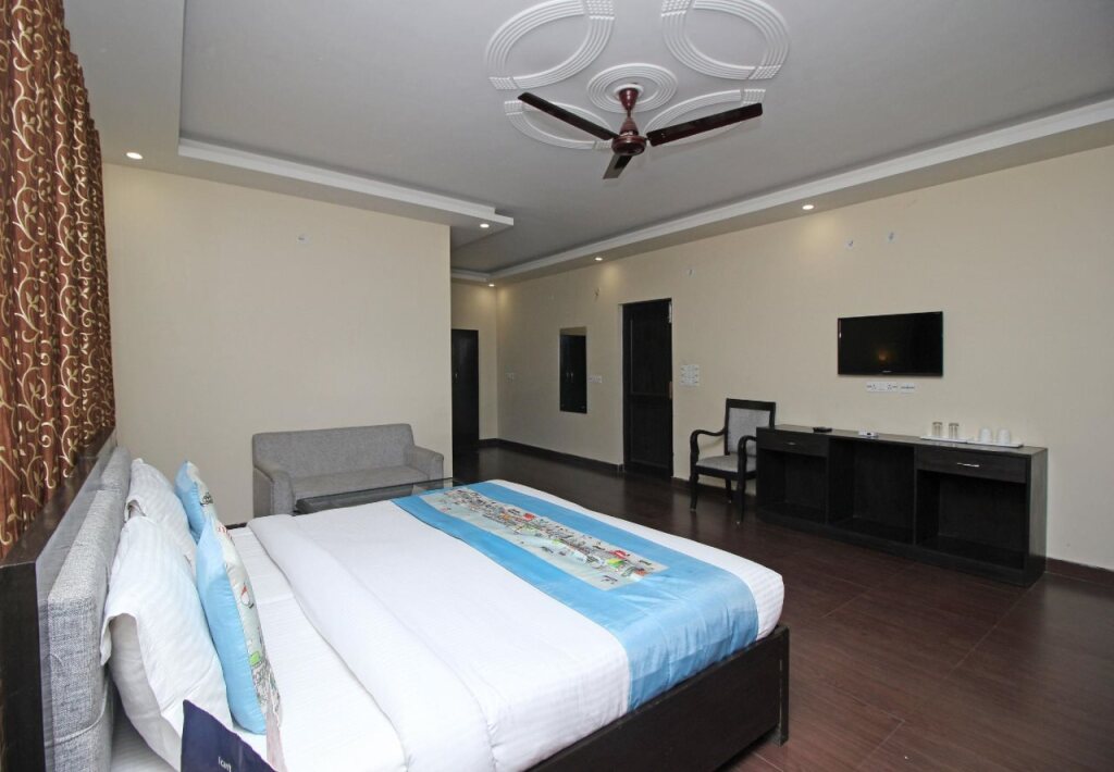 Shiva's Solace Resort by Samaira — фото 2