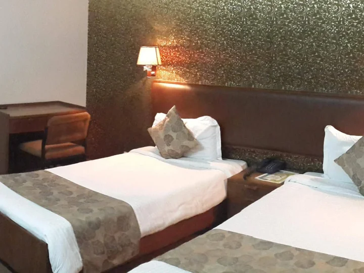 Лакхнау: Hotel Executive