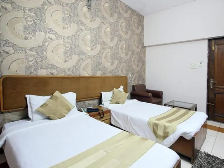 Лакхнау: Hotel Executive