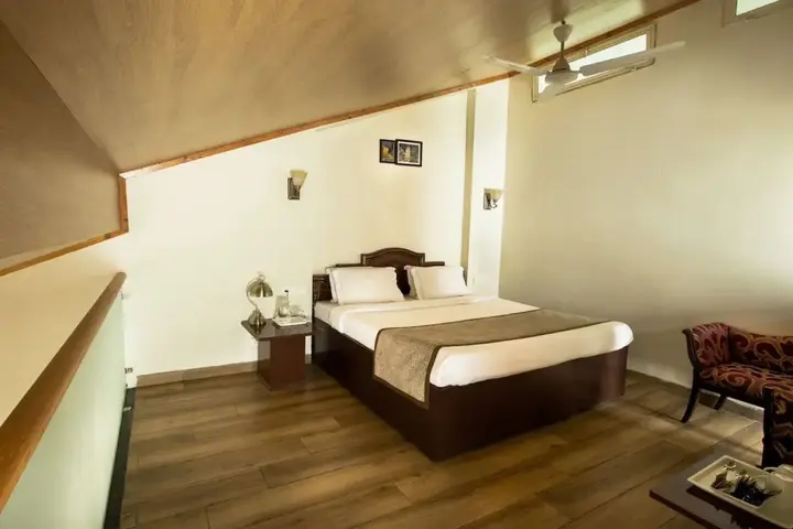 Кангра: Lamrin Norwood Green Palampur