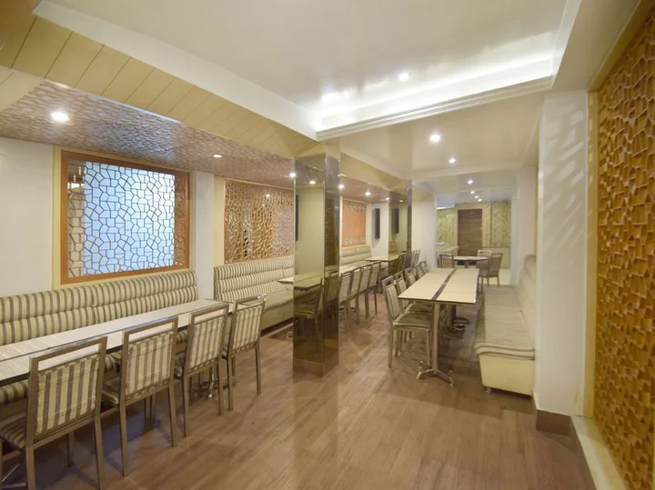 Шимла: OYO 6138 Hotel Majestic Grand