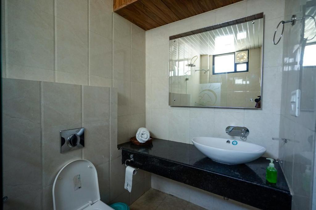 Прем-Нагар: Haut Monde Hill Stream Resort and Spa