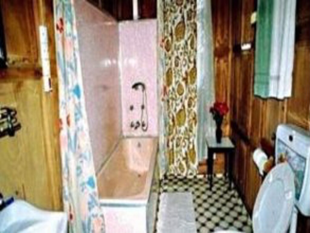 Шринагар: New Lucky Flower House Boat