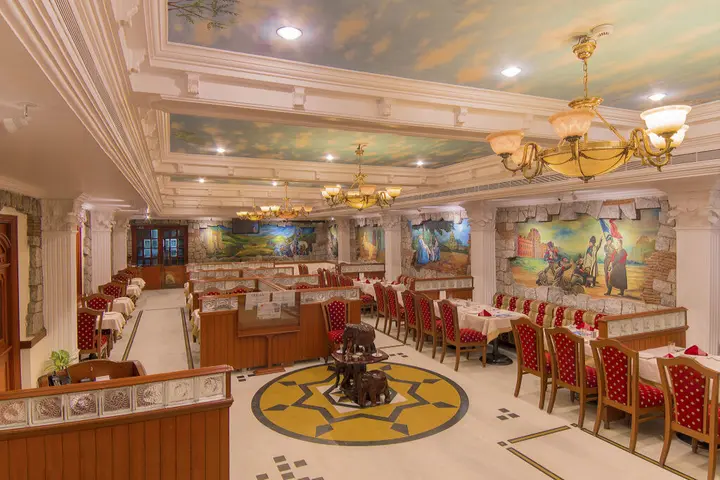 Пудучерри: Hotel Annamalai International