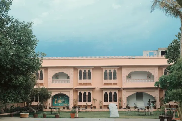 Садри: Ranakpur Hill Resort