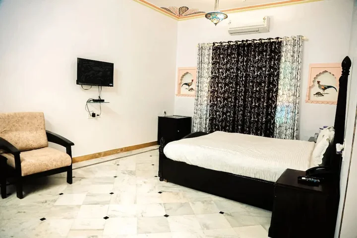 Садри: Ranakpur Hill Resort