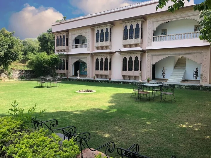 Садри: Ranakpur Hill Resort