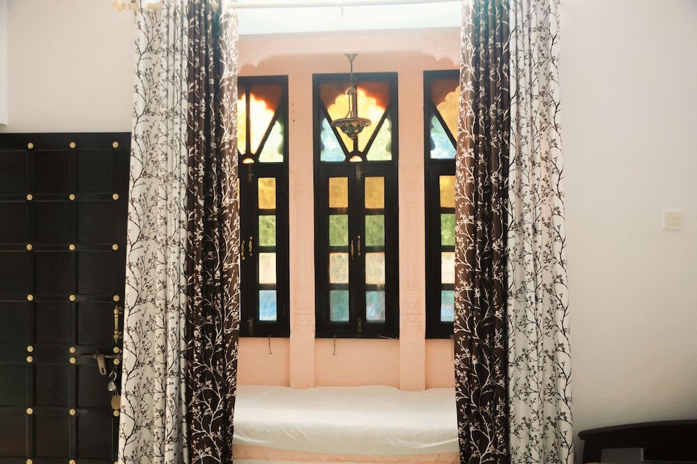 Садри: Ranakpur Hill Resort