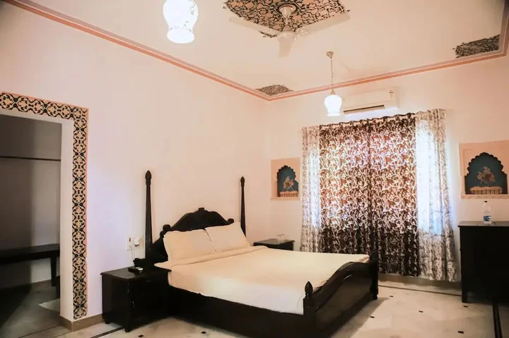 Садри: Ranakpur Hill Resort
