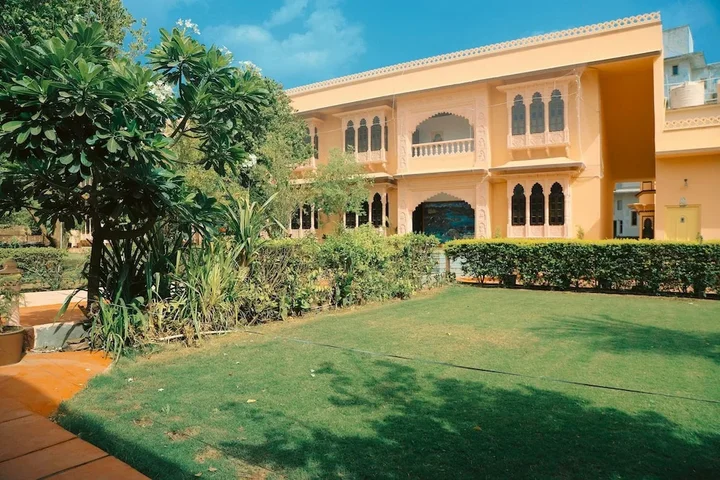 Садри: Ranakpur Hill Resort