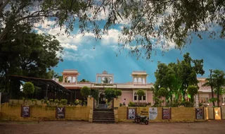 Садри: Ranakpur Hill Resort