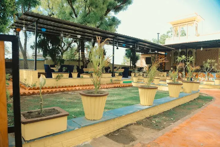 Садри: Ranakpur Hill Resort