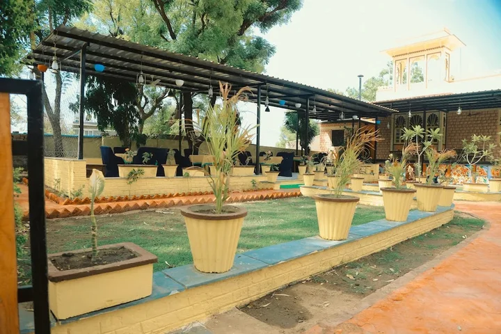 Садри: Ranakpur Hill Resort