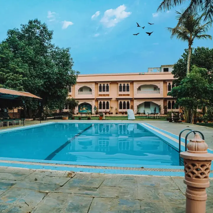 Садри: Ranakpur Hill Resort