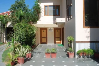 Агра: Chandra Pushp Palace