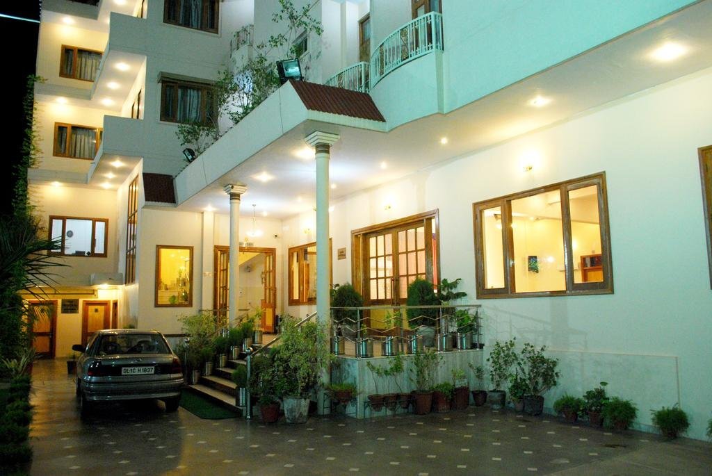 Агра: Chandra Pushp Palace