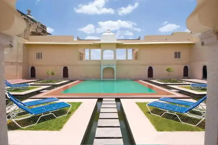 Раджсаманд: Sardargarh Heritage Hotel