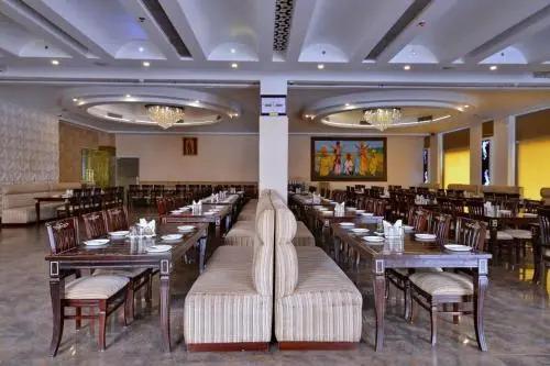 Муртал: Jassons Sheesh Mahal