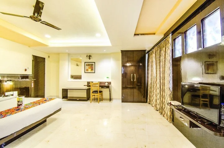 Пимпри-Чинчвад: FabHotel Gharonda Residency MIDC