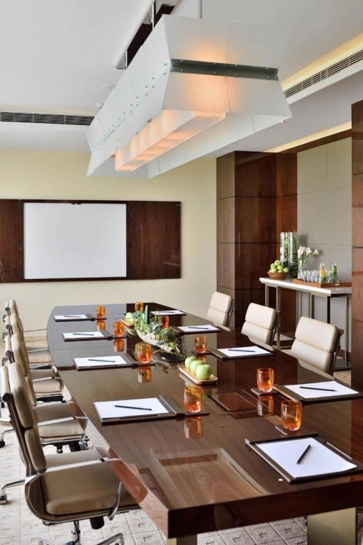 Вайпин: Kochi Marriott Hotel