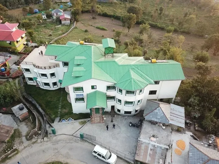 Бир: Hotel Sagarmatha
