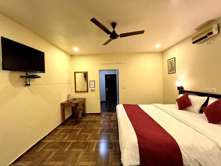 Бир: Hotel Sagarmatha