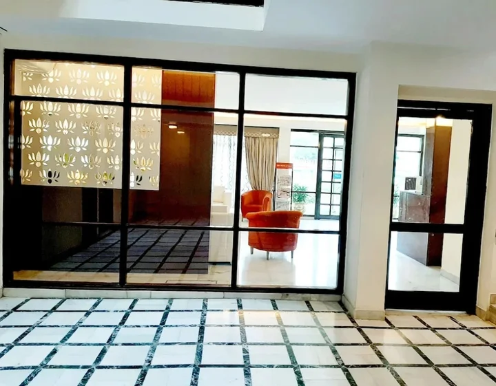 Нью-Дели: Hotel Bmk Grand By FabHotels