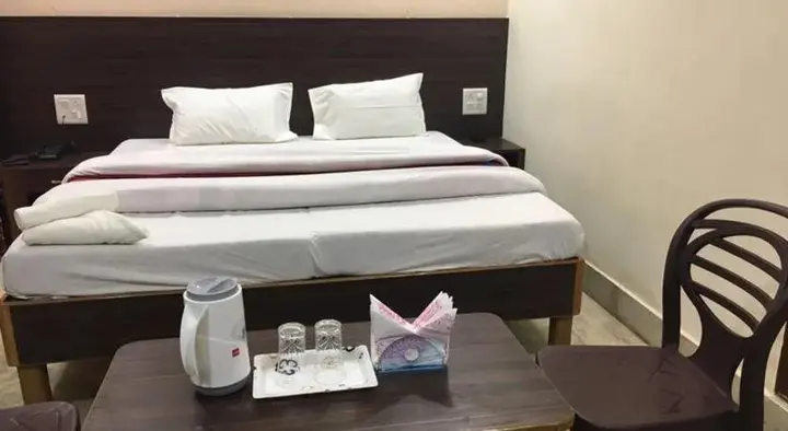 Варанаси: Om Guest House