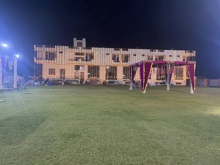 Джайпур: Garden Hotel